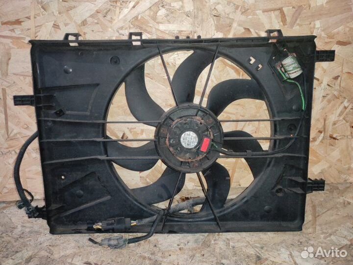 Вентилятор радиатора Chevrolet Cruze J300 1.6