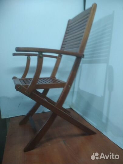 Стул складной деревянный