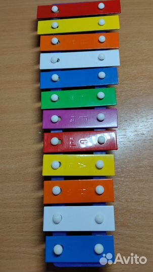 Металлофон детский(и книга с нотами)