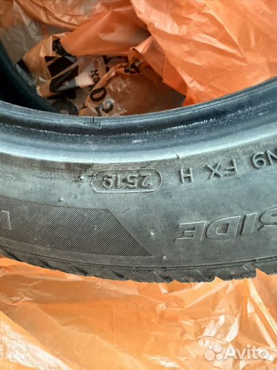 Hankook Winter I'Cept Evo2 W320 235/45 R18 98