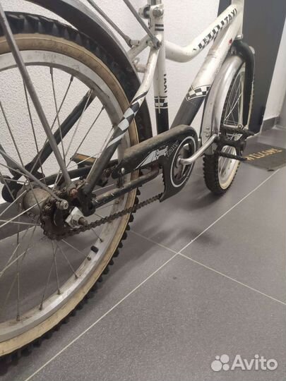 Велосипед детский почти новый