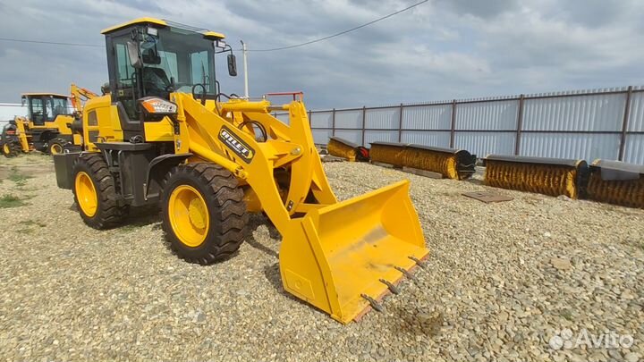 Фронтальный погрузчик Kyloton ZL20, 2023