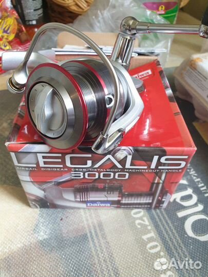 Катушка новая Daiwa Legalis 3000