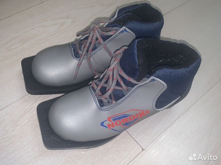 Лыжные ботинки детские