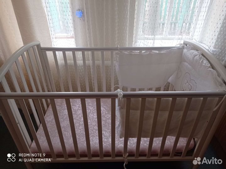 Детская кроватка