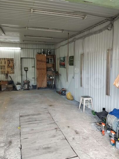 Гараж, > 30 м²