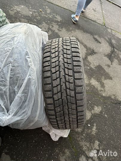 Dunlop SP Winter Ice 01 235/55 R17 99T