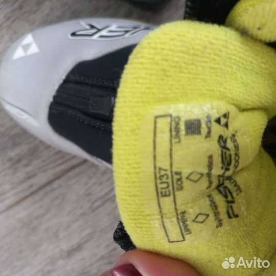 Лыжные ботинки fischer