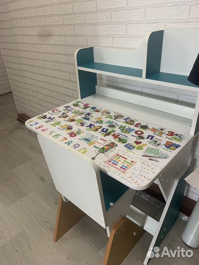Детская парта со стулом