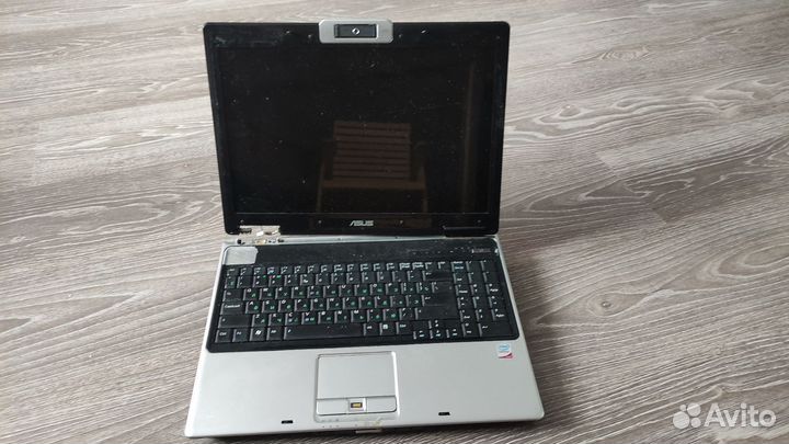 Ноутбук asus на запчасти