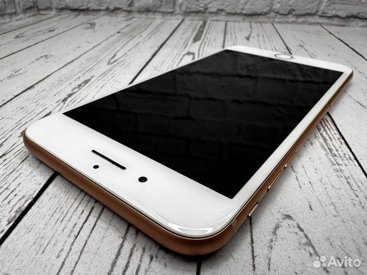 iPhone 8 Plus, 64 ГБ