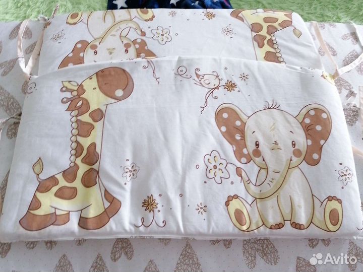 Бортики в детскую кроватку