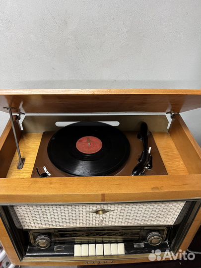 Радиола Daina Литва