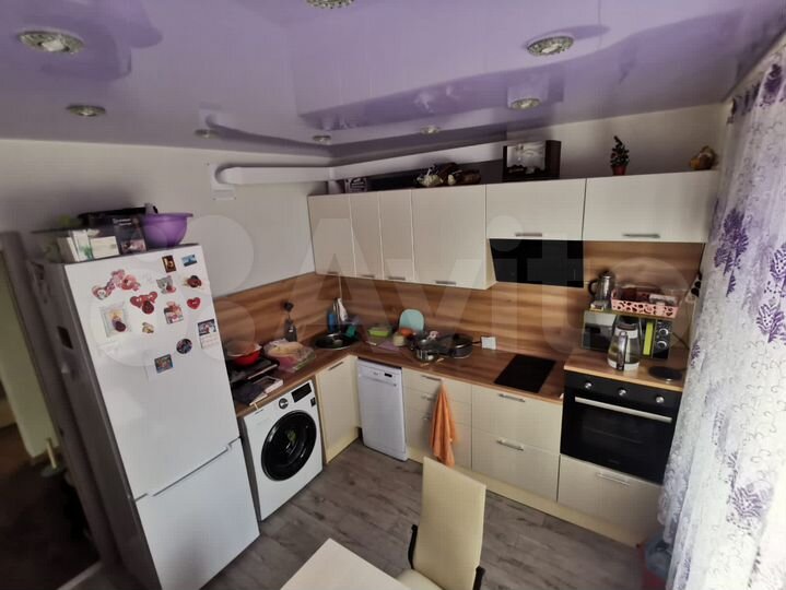 2-к. квартира, 56 м², 1/5 эт.