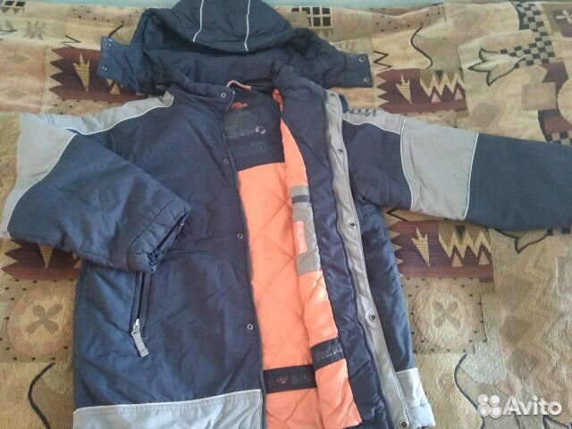 Демисезонная куртка на мальчика рост 146-152