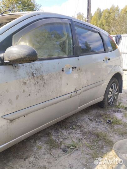 В разборе. Запчасти. Ford Focus 1.8 2003. Хэтчбек