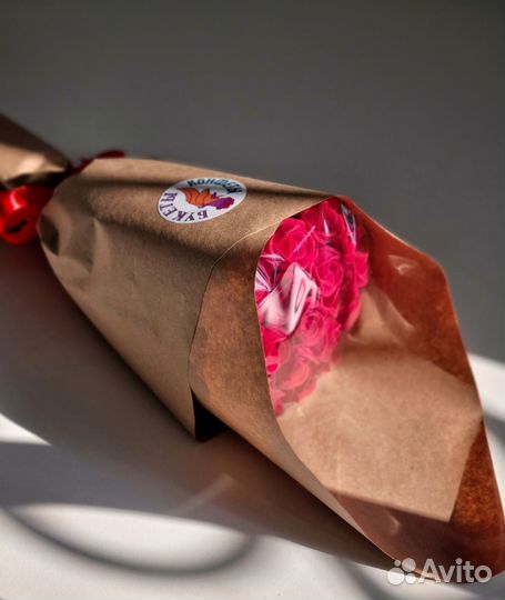 Красные Розы из Белого Шоколада - 19 Роз в Букете