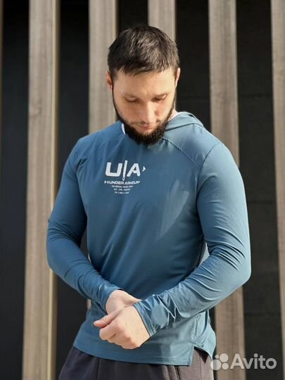 Under armour лонгслив