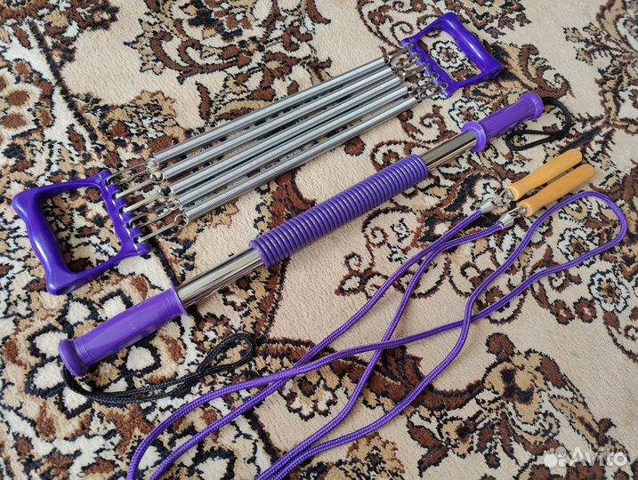Два эспандера + скакалка