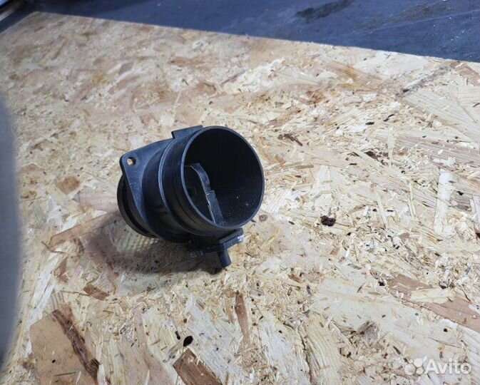 Датчик массового расхода воздуха Audi Q5 I 8R cdnc