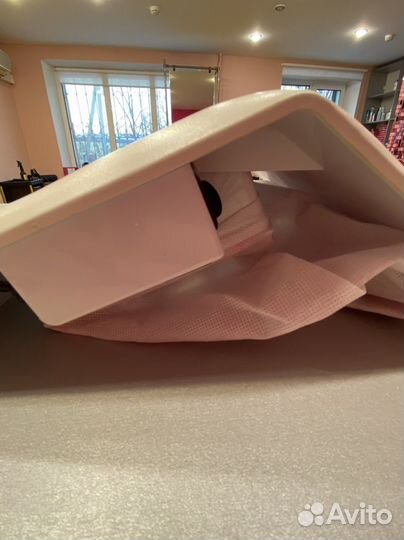 Пылесос настольный для маникюра