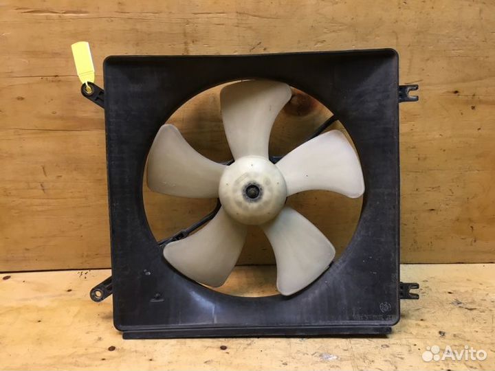 Диффузор радиатора honda stepwgn