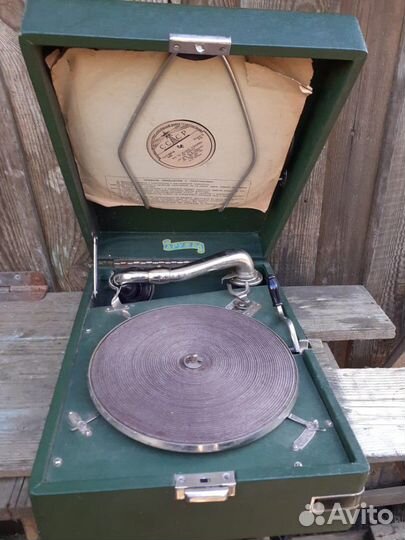 Патефон 