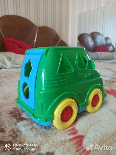 Игрушка автобус-логика, детский деревянный гараж