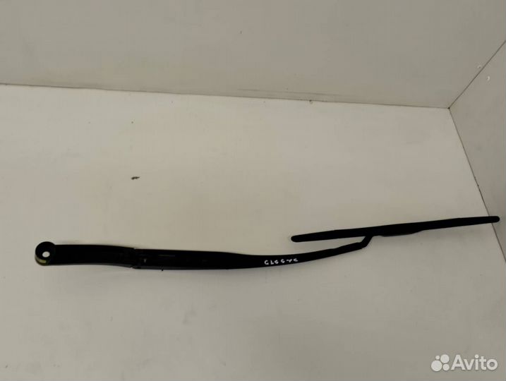 Поводок стеклоочистителя передний правый Kia Optim