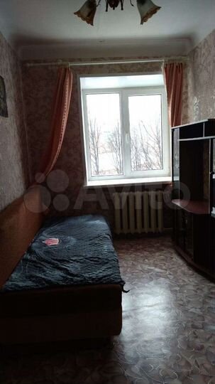 Комната 10 м² в 8-к., 5/5 эт.