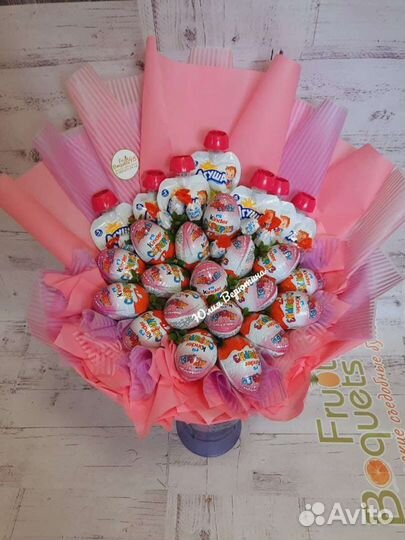 Букет из киндеров