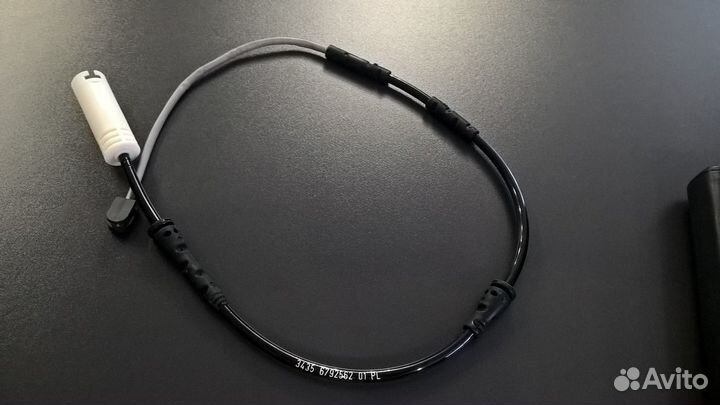 Датчик износа передних тормозных колодок BMW X1