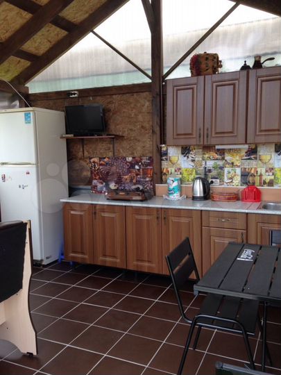 Комната 10 м² в 4-к., 1/1 эт.