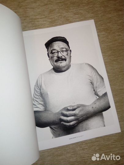 Книга - альбом Industrious Marco Grob / Hiepler