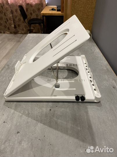 Подставка для ноутбука