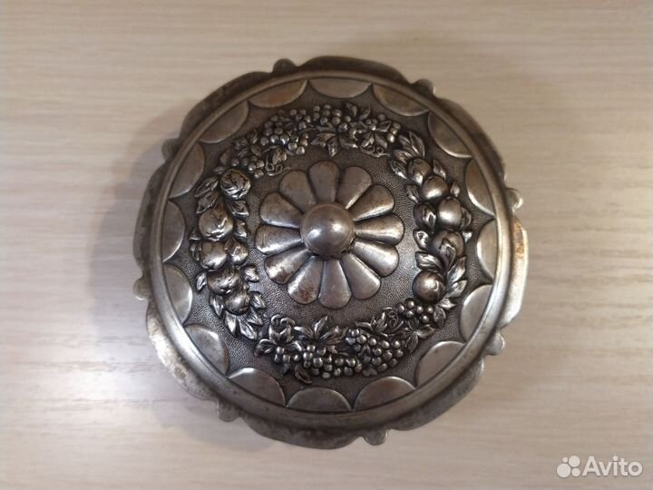 Сахарница (икорница, конфетница) мельхиор СССР