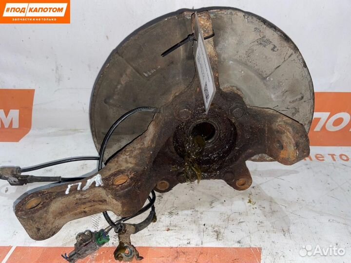 Кулак передний левый Suzuki Grand Vitara 2 рест