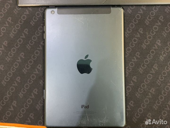 iPad mini (2012)