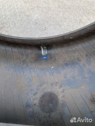 Nokian Tyres Hakkapeliitta 9 235/45 R18