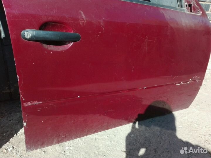 Дверь передняя правая Skoda Octavia Tour/ Шкода A4