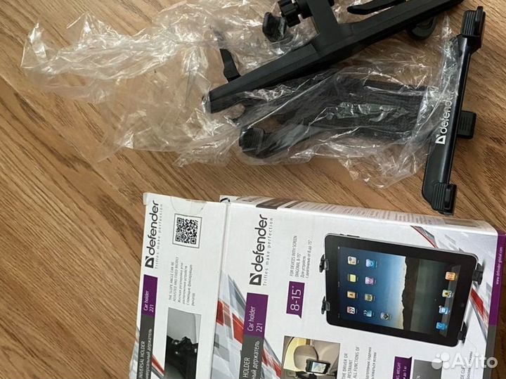 Крепленя в авто для планшета