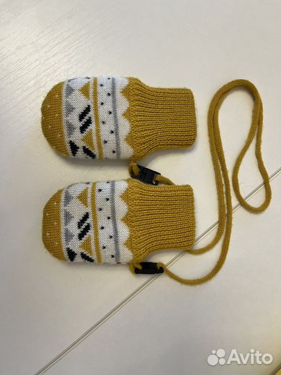 Варежки детские reima