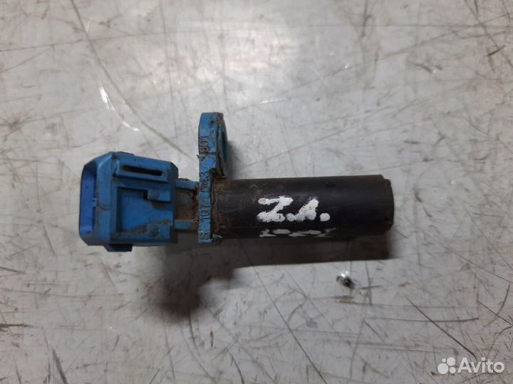 Датчик положения коленвала Форд Фокус 2