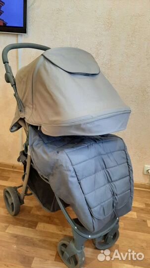 Прогулочная коляска