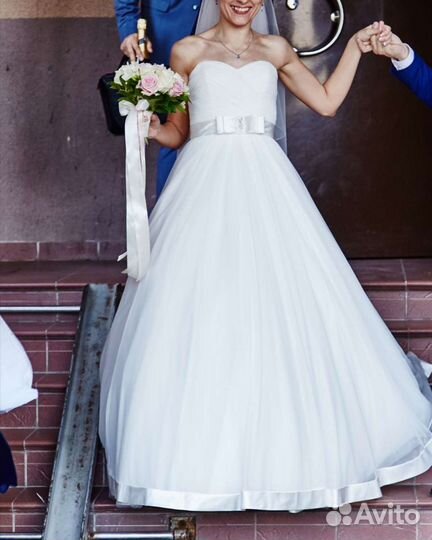 Платье свадебное