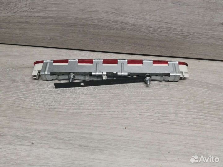 Дополнительный стоп-сигнал Mercedes Clk W209