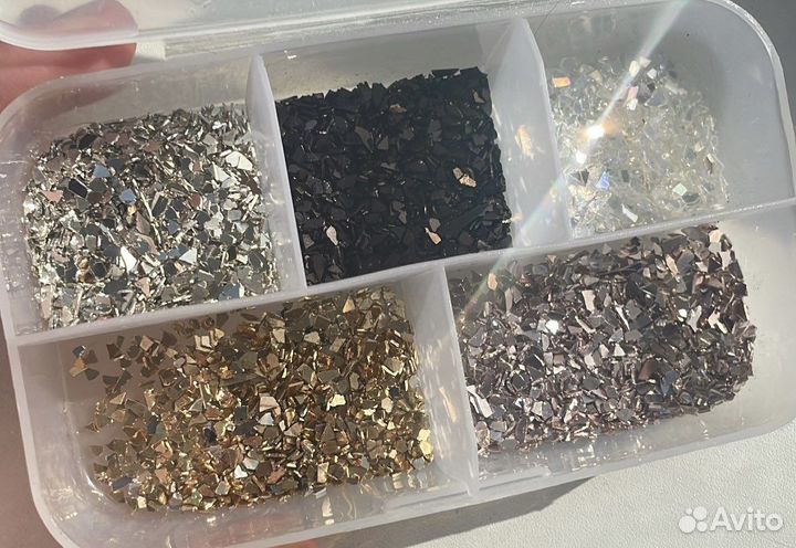 Стеклянная крошка для творчества