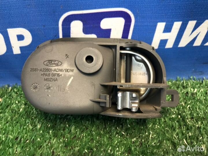 Ручка двери внутренняя левая Ford Fiesta MK5 1.4