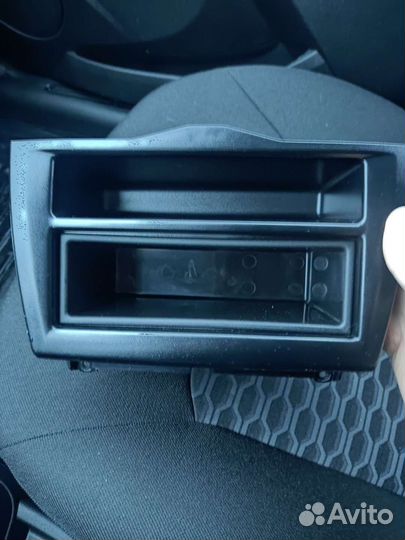 Рамка для магнитолы granta