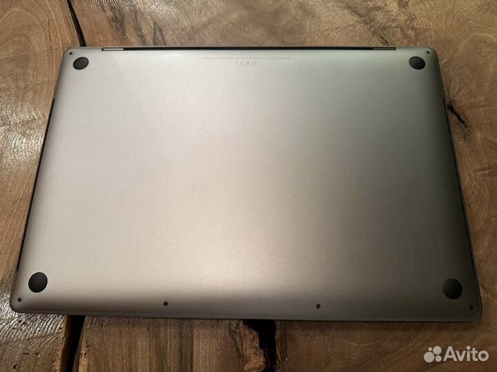 MacBook Pro 16 i9/1 TB SSD/рст/131 цикл